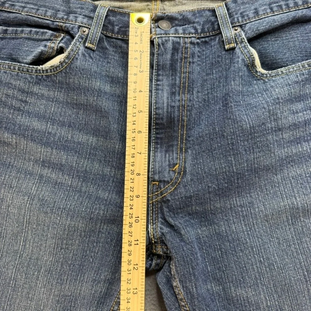 Levi Strauss Jeans Mens 38x30 (fits 38x28) Blue 559 Relaxed Straight Leg Casual‎